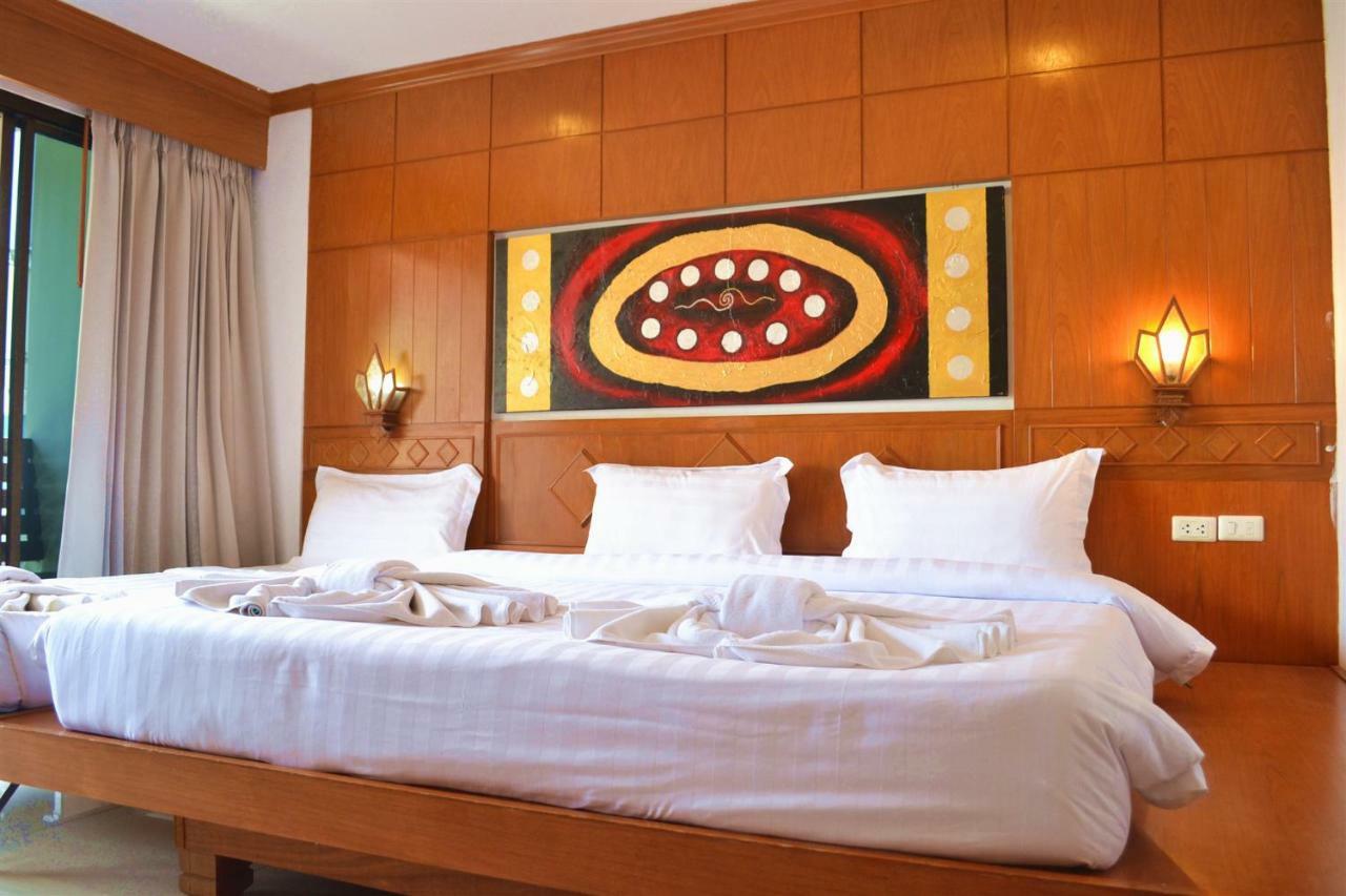 New Life Phuket Classic Patong Exterior photo